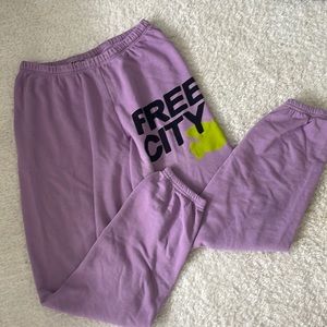 Free city sweatpants